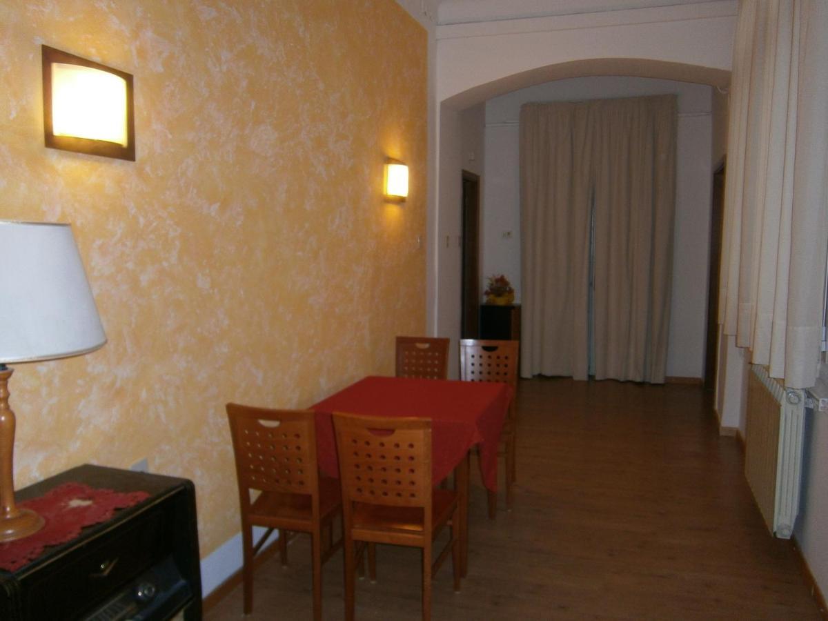 Hotel Alabarda Trieste Exterior photo